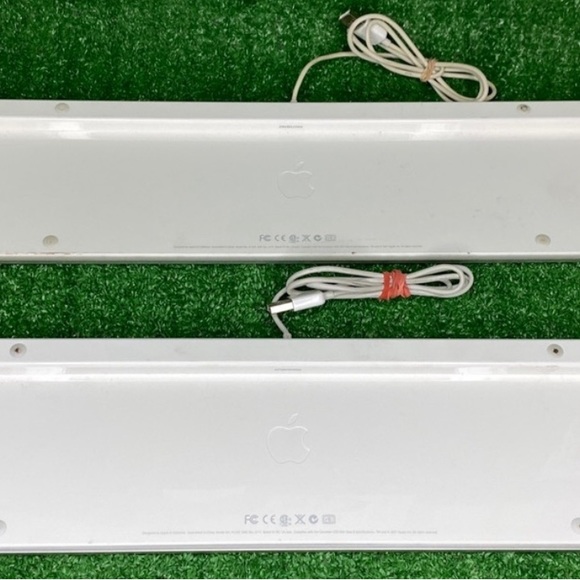 (Lots of 2) Genuine Apple Magic Keyboard A1243 Aluminum USB Wired - Picture 2 of 4
